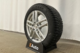 valkoinen Audi A3 2022 kuva 13.