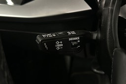 valkoinen Audi A3 2022 kuva 15.