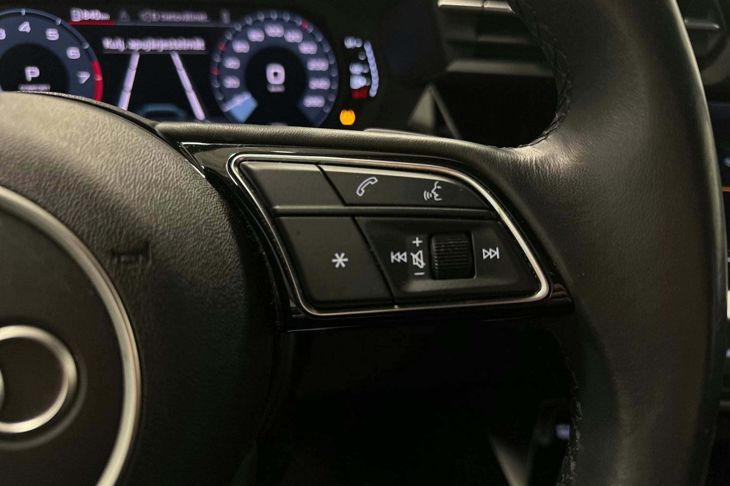 valkoinen Audi A3 2022 kuva 17.