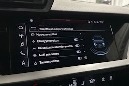valkoinen Audi A3 2022 kuva 21.