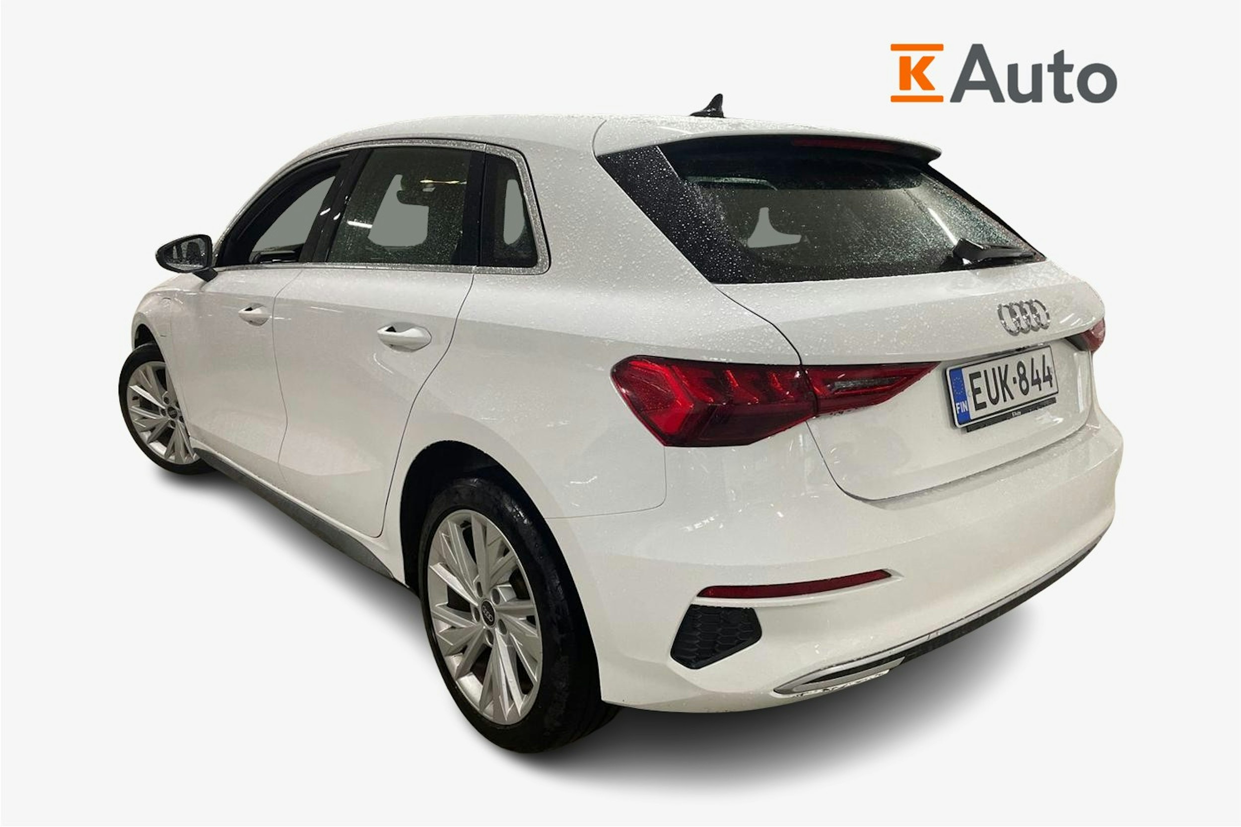 valkoinen Audi A3 2022 kuva 2.