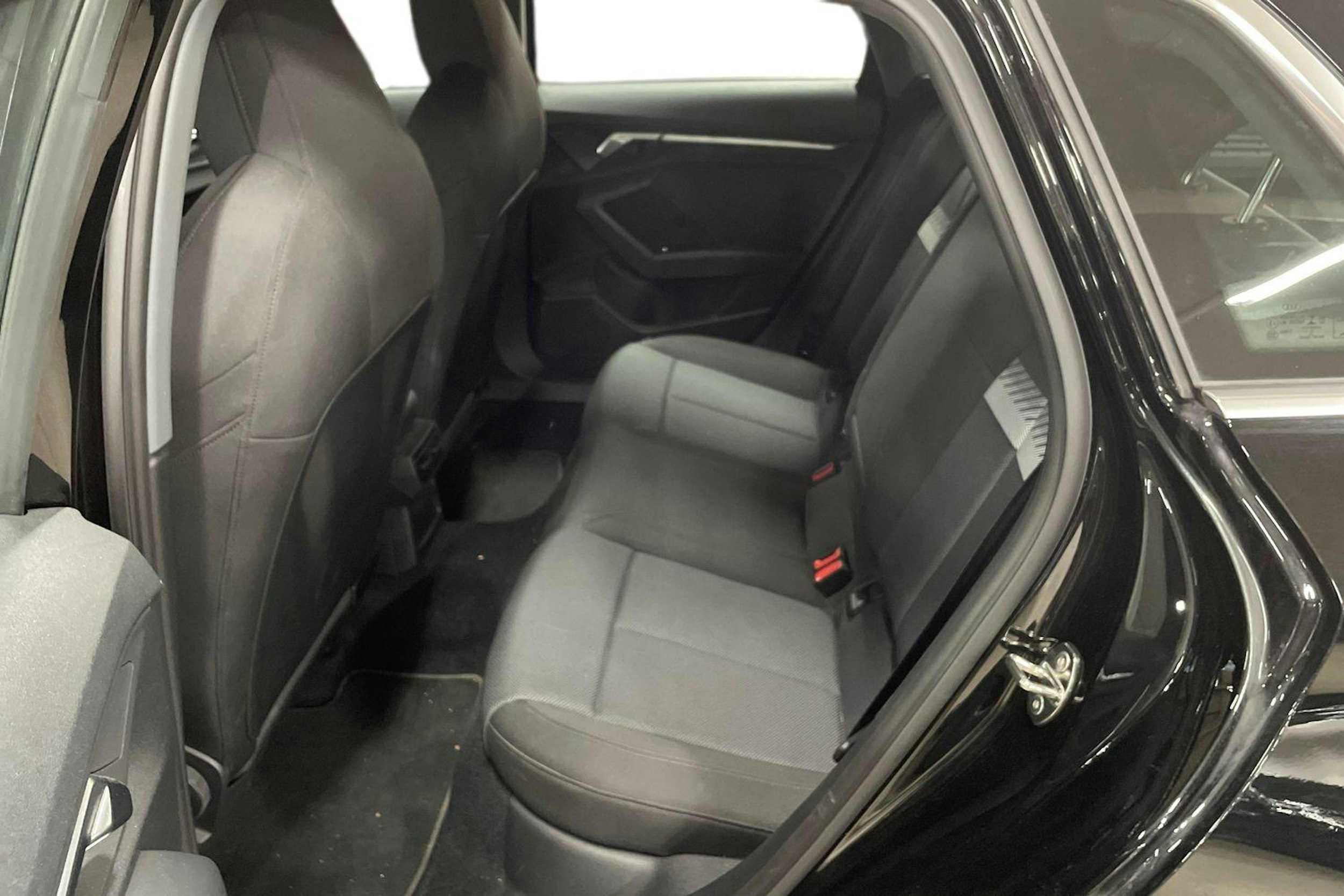 musta Audi A3 2022 kuva 10.