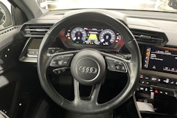 musta Audi A3 2022 kuva 15.