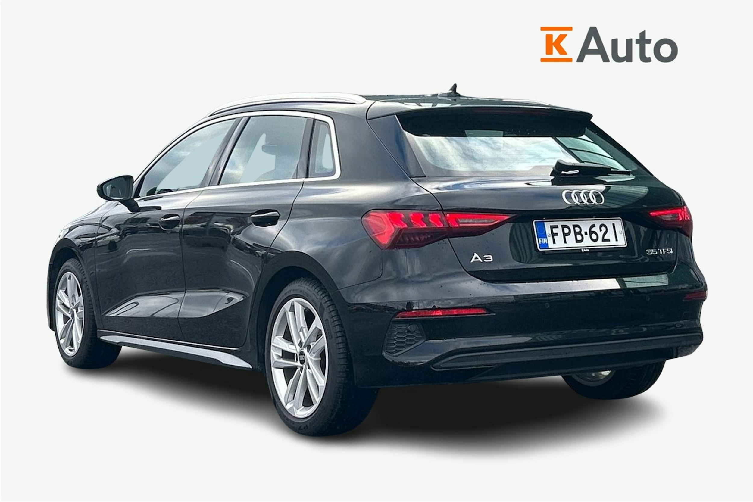 musta Audi A3 2022 kuva 2.