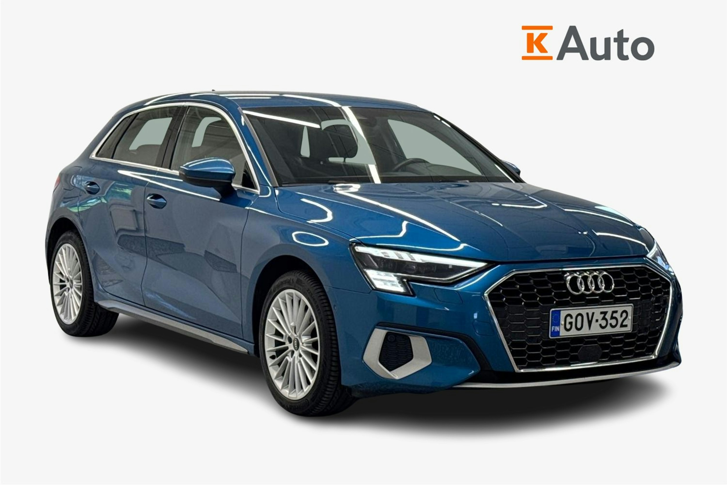 Sininen Audi A3 2022 kuva 1.