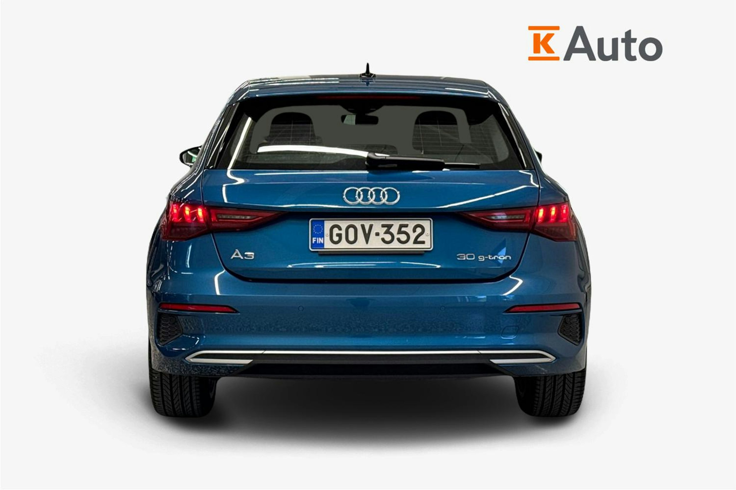 Sininen Audi A3 2022 kuva 3.
