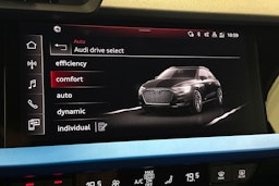 Sininen Audi A3 2022 kuva 28.