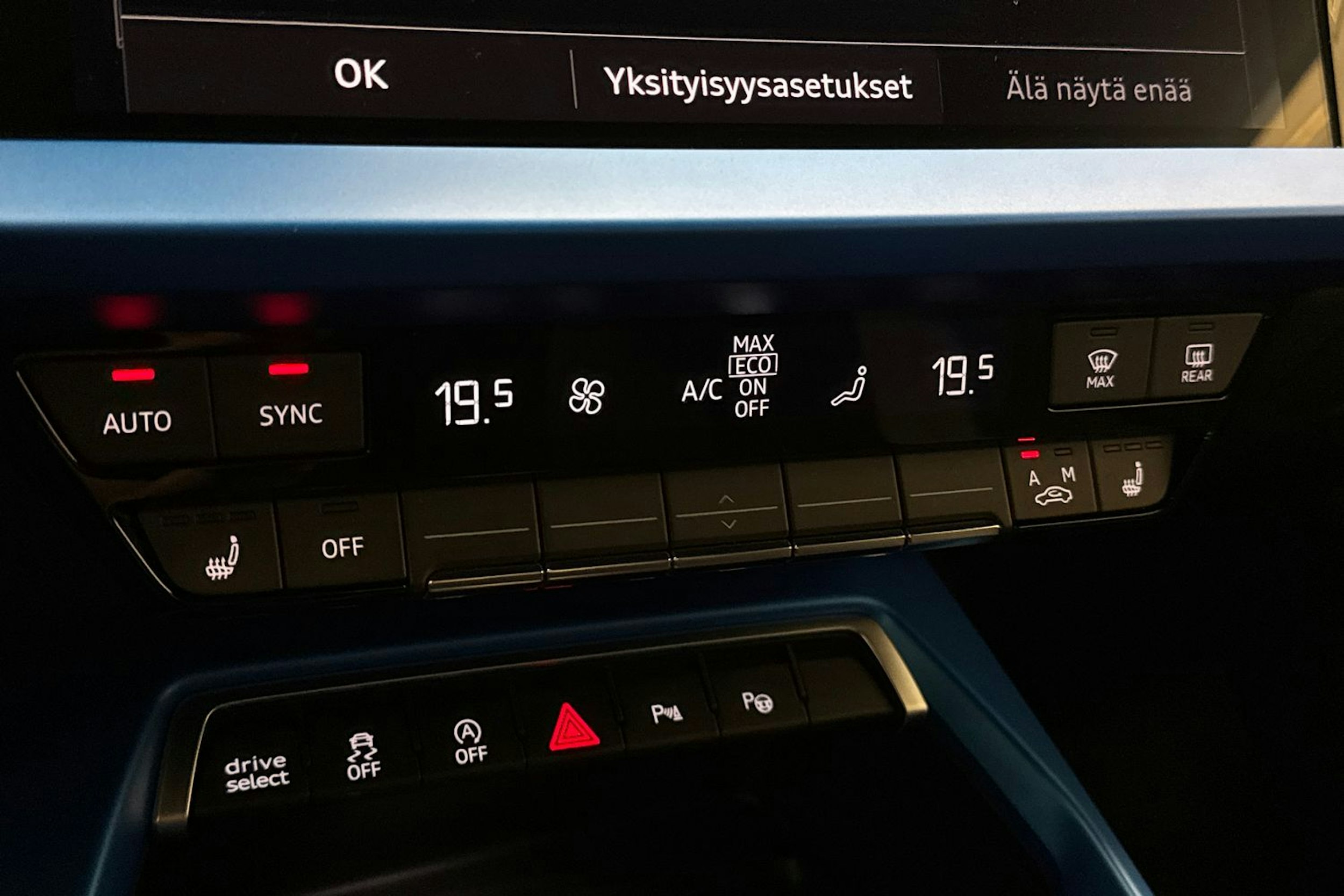 Sininen Audi A3 2022 kuva 31.