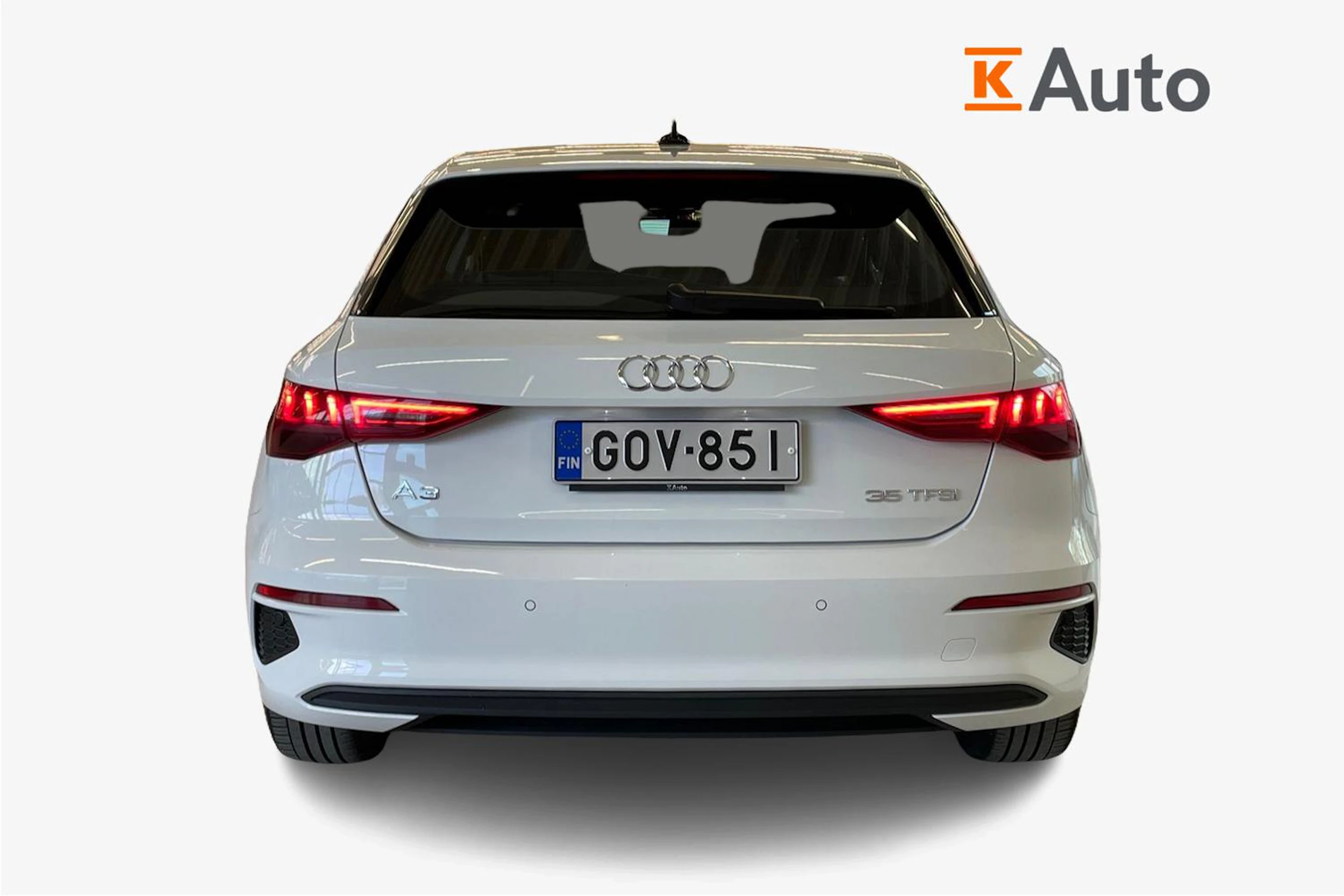 valkoinen Audi A3 2022 kuva 4.