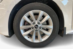 valkoinen Audi A3 2022 kuva 12.