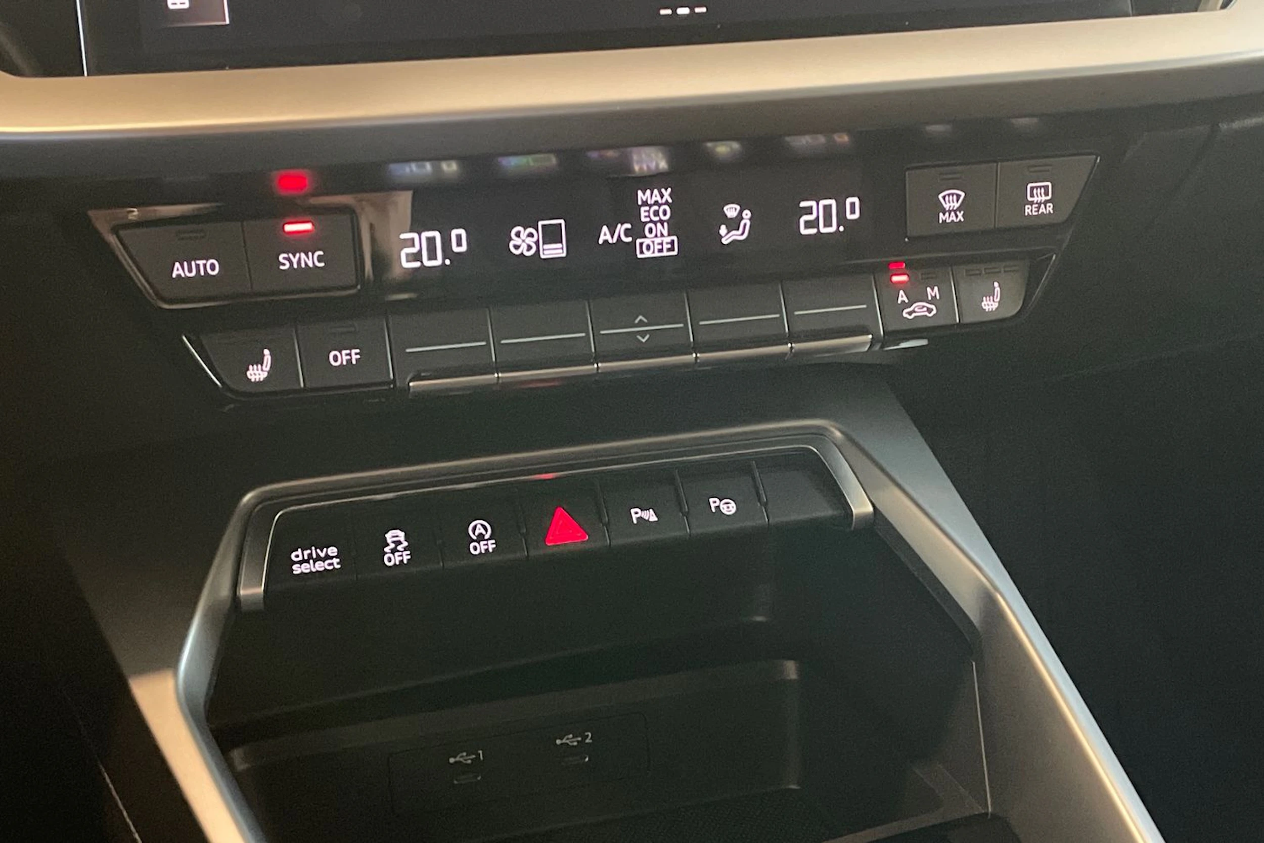 valkoinen Audi A3 2022 kuva 20.