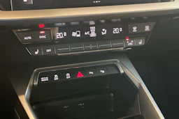 valkoinen Audi A3 2022 kuva 20.