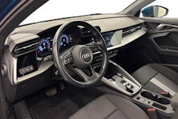 sininen Audi A3 2022 kuva 7.