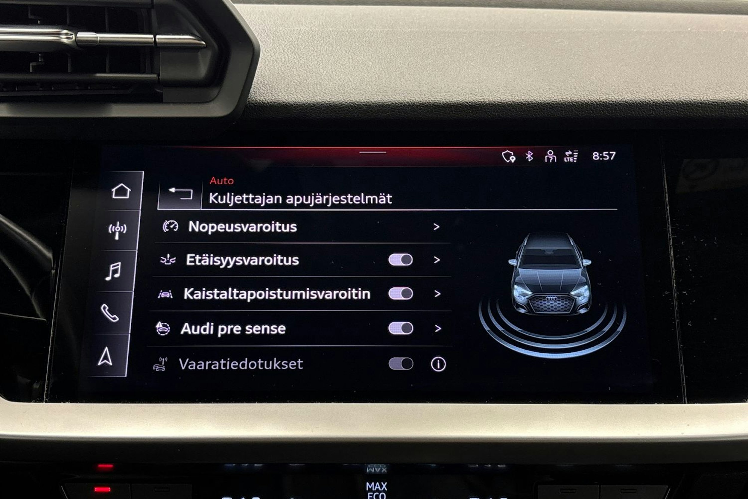 sininen Audi A3 2022 kuva 22.