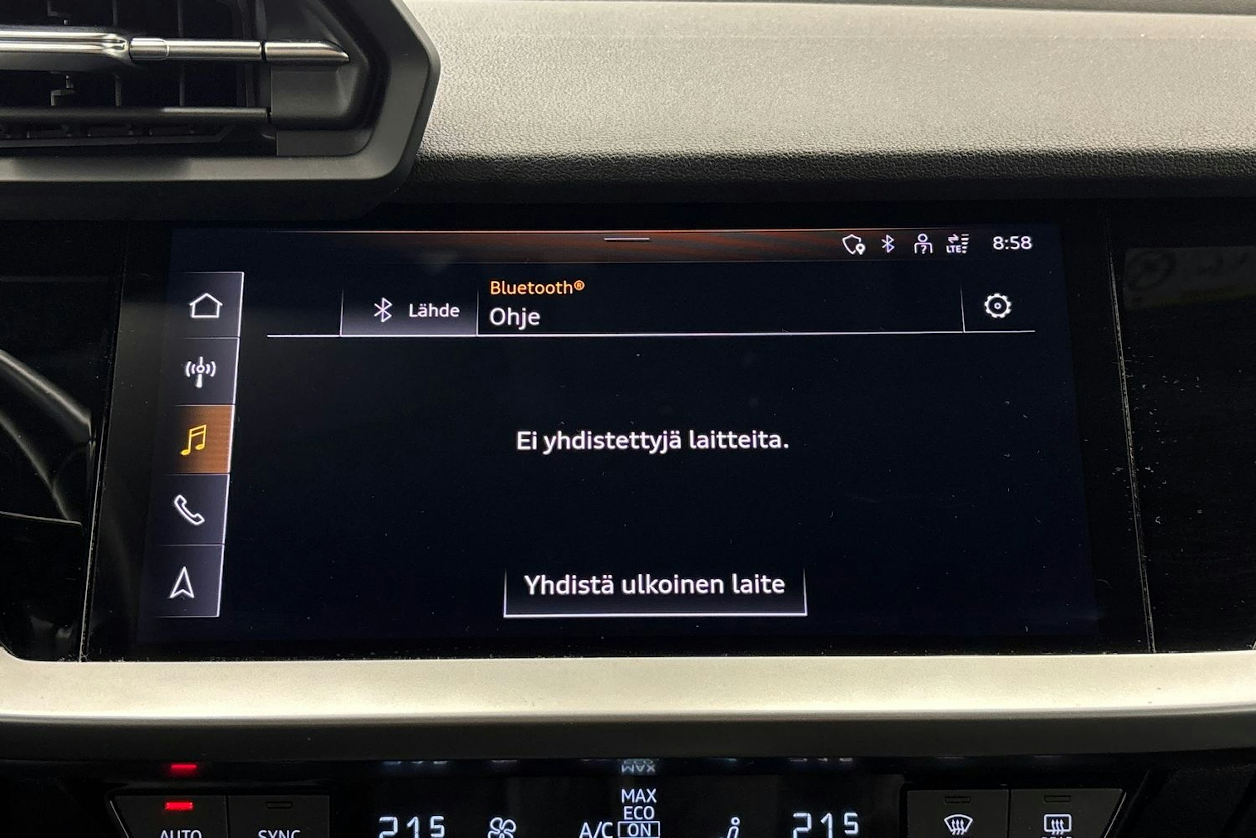 sininen Audi A3 2022 kuva 23.