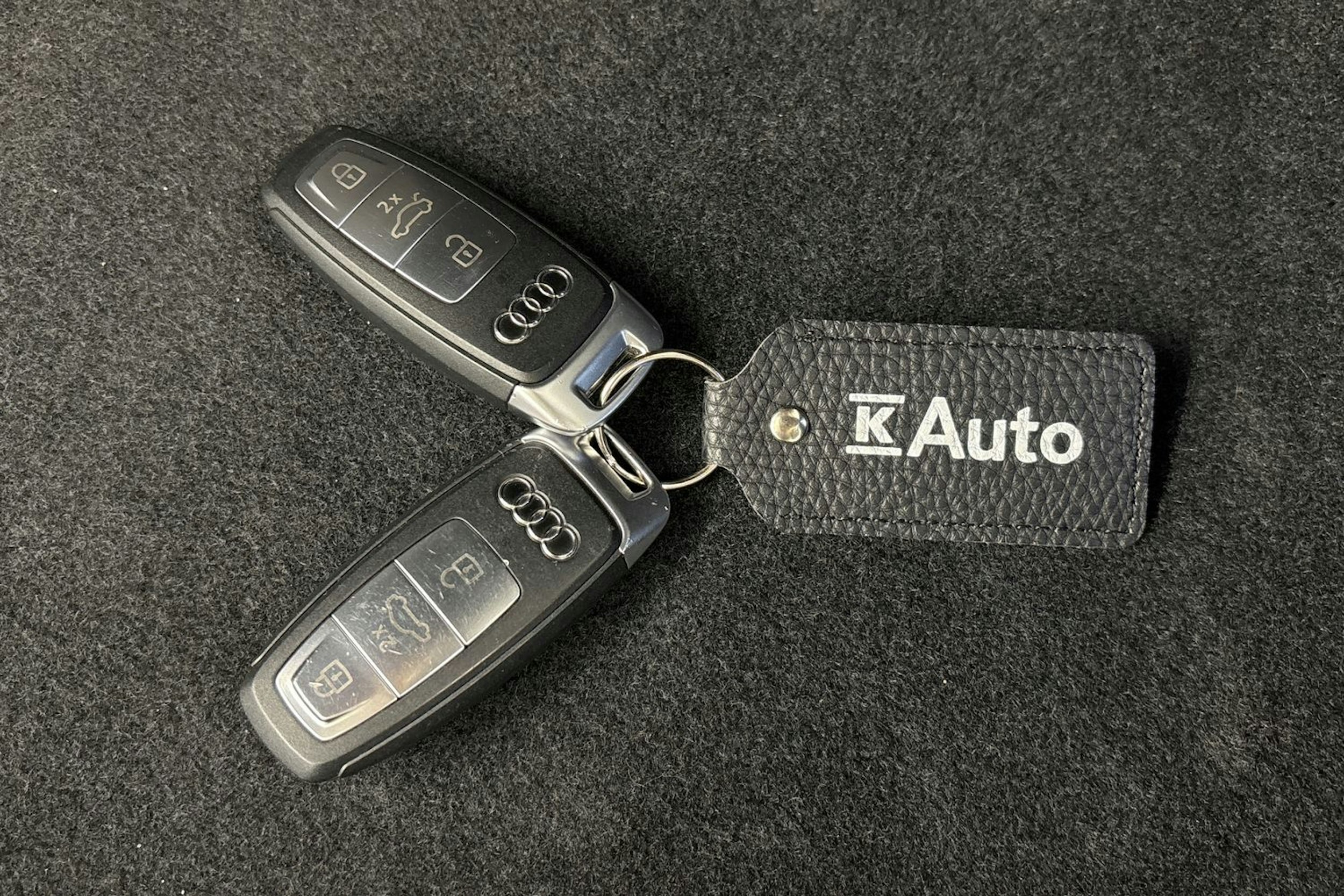 sininen Audi A3 2022 kuva 25.