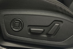 valkoinen Audi A3 2022 kuva 12.