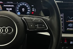 valkoinen Audi A3 2022 kuva 15.