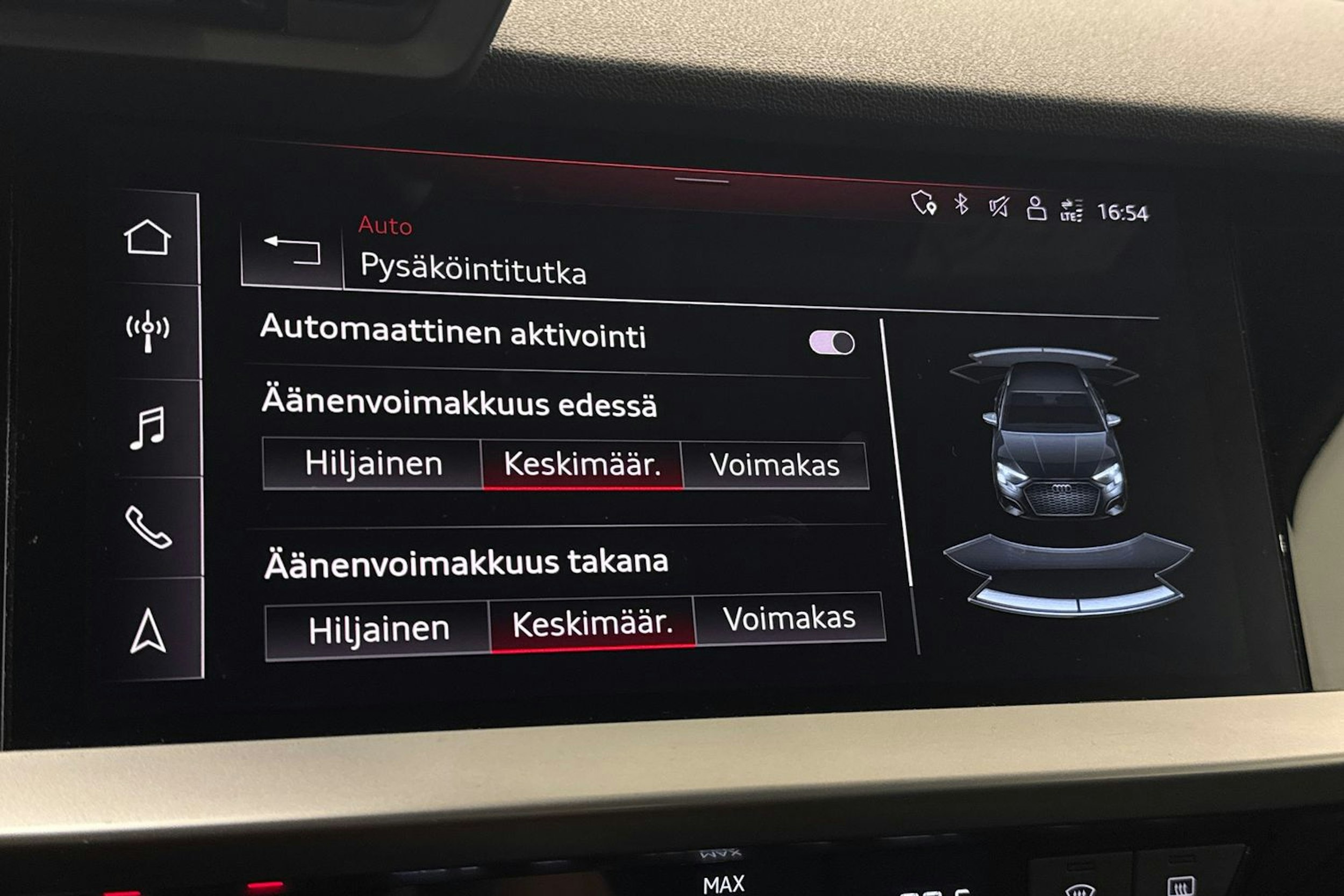 valkoinen Audi A3 2022 kuva 32.