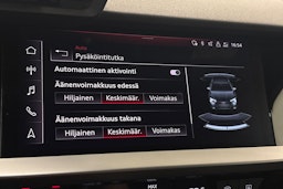 valkoinen Audi A3 2022 kuva 32.