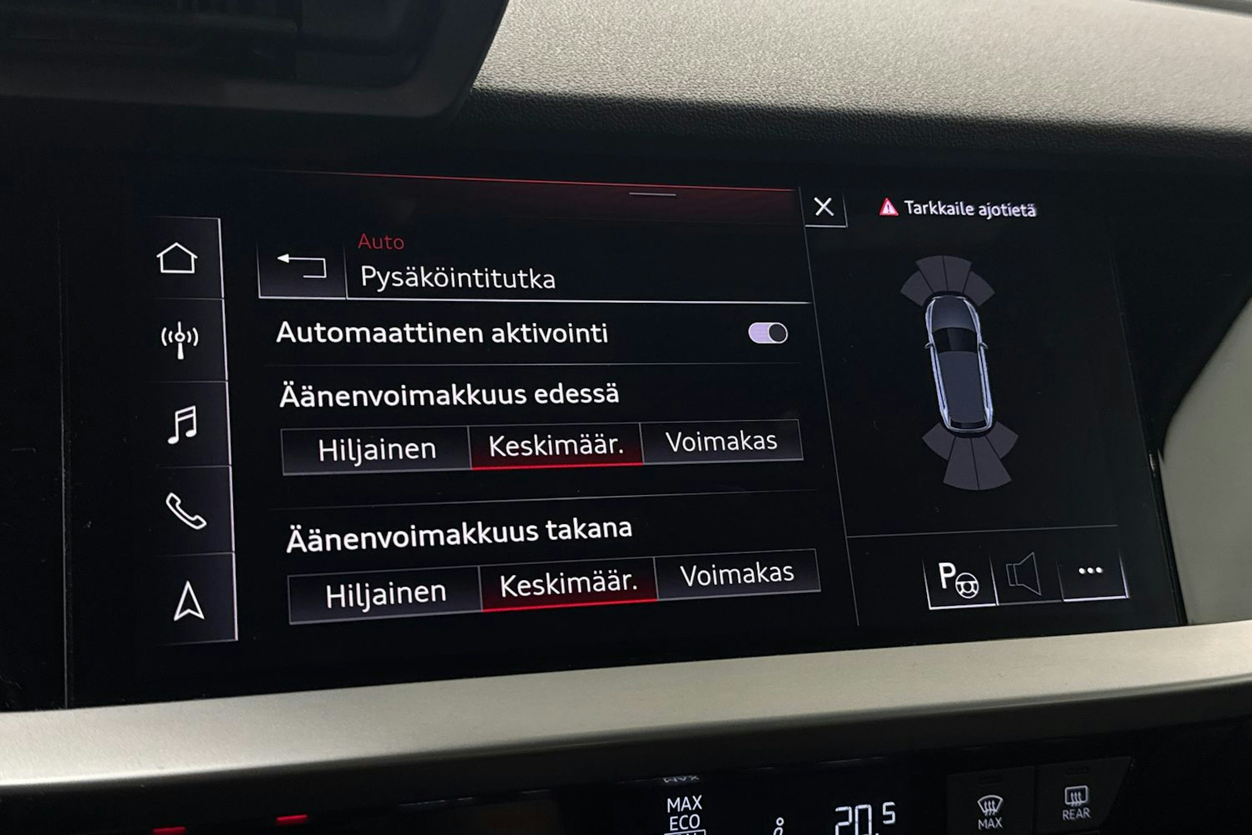 valkoinen Audi A3 2022 kuva 33.