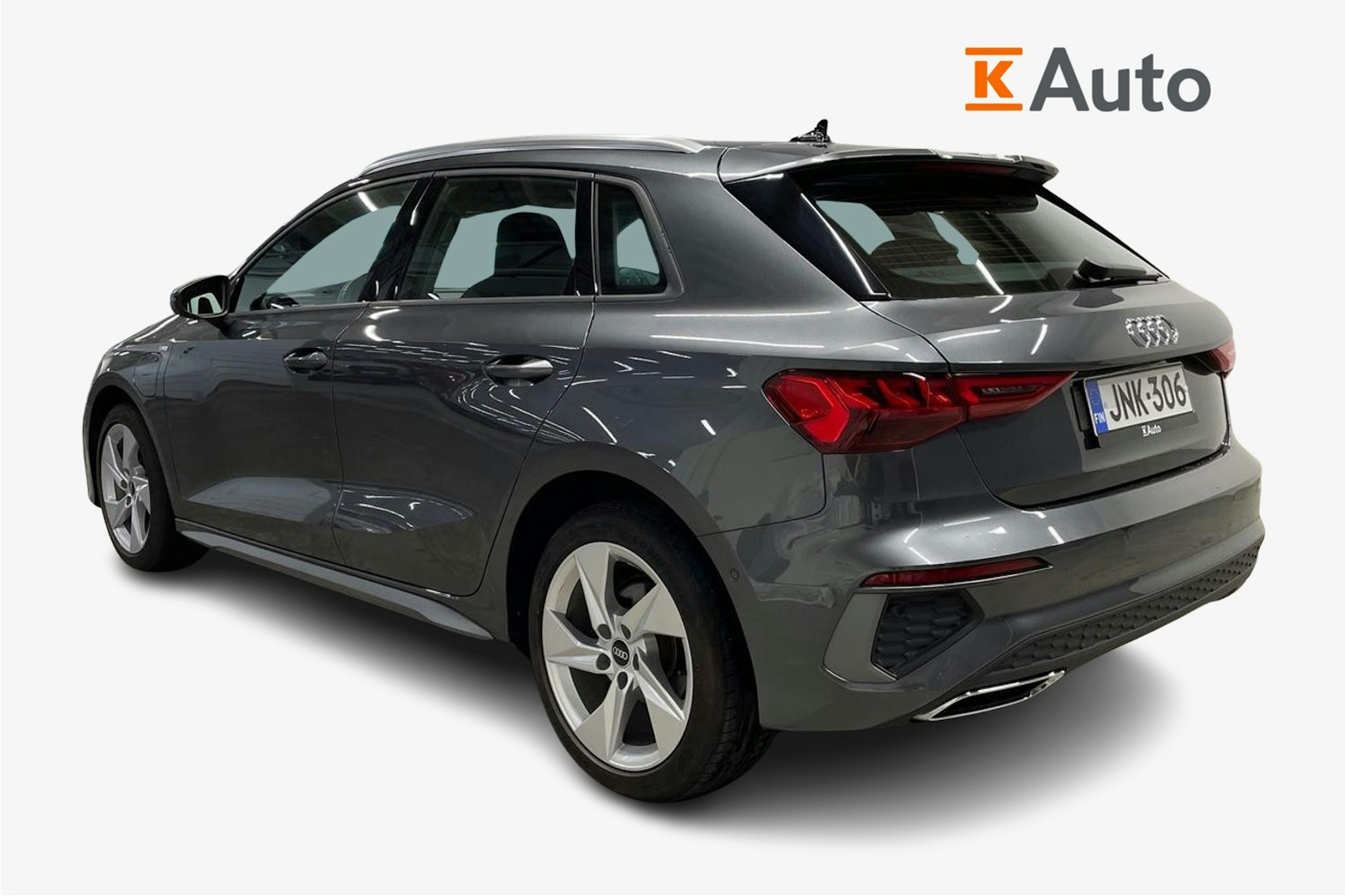 Harmaa Audi A3 2022 kuva 2.