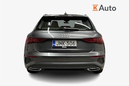 Harmaa Audi A3 2022 kuva 3.