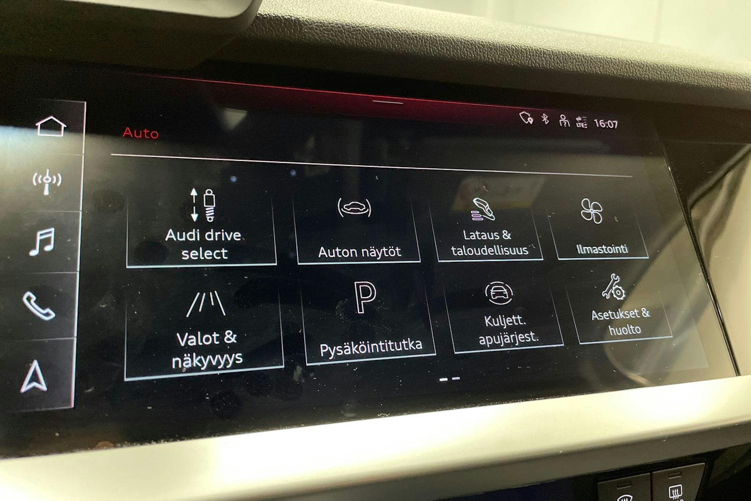 Harmaa Audi A3 2022 kuva 20.