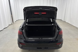 musta Audi A3 2022 kuva 16.