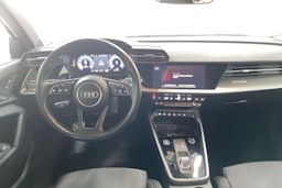 Valkoinen Audi A3 2022 kuva 9.
