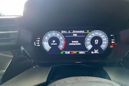 Valkoinen Audi A3 2022 kuva 15.
