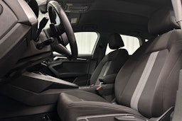 valkoinen Audi A3 2022 kuva 15.