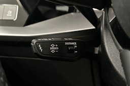 valkoinen Audi A3 2022 kuva 19.