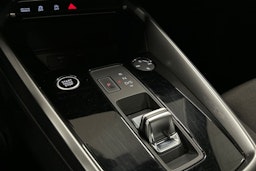 valkoinen Audi A3 2022 kuva 21.