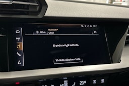 valkoinen Audi A3 2022 kuva 24.