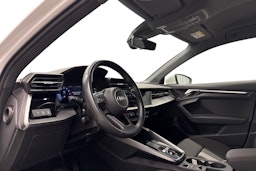 valkoinen Audi A3 2022 kuva 7.