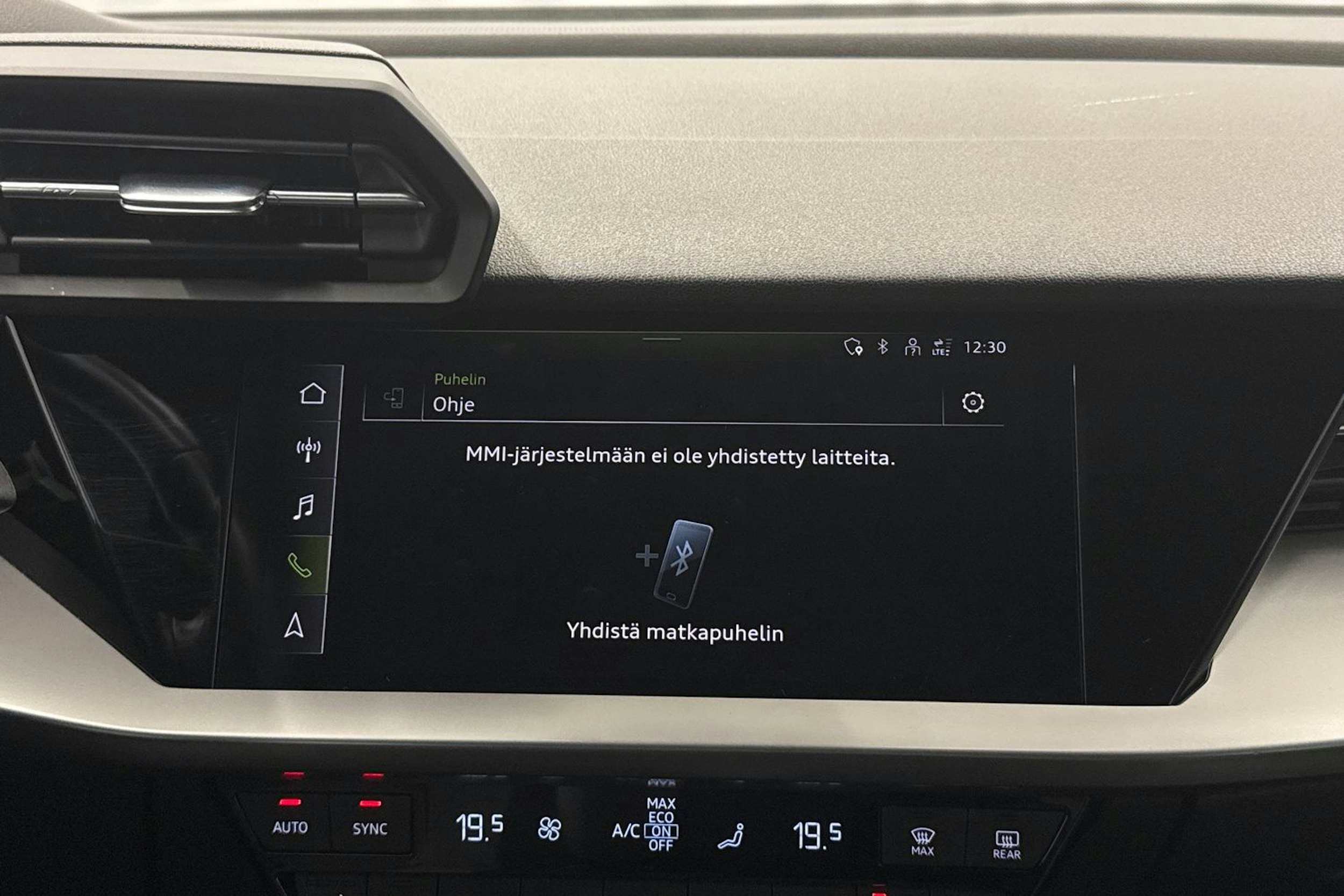 valkoinen Audi A3 2022 kuva 20.