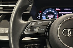 valkoinen Audi A3 2022 kuva 17.