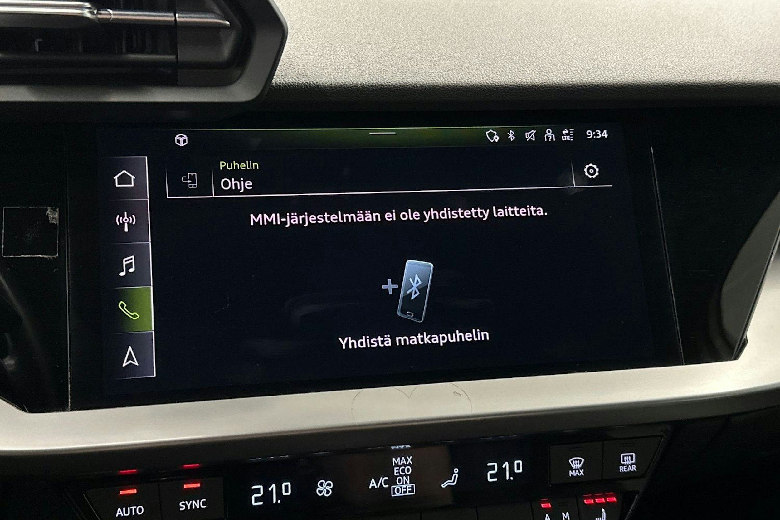 valkoinen Audi A3 2022 kuva 24.