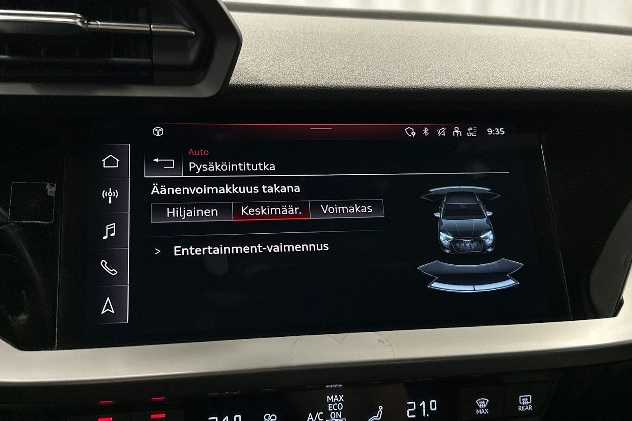 valkoinen Audi A3 2022 kuva 28.