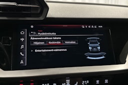 valkoinen Audi A3 2022 kuva 28.