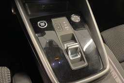 Valkoinen Audi A3 2022 kuva 16.