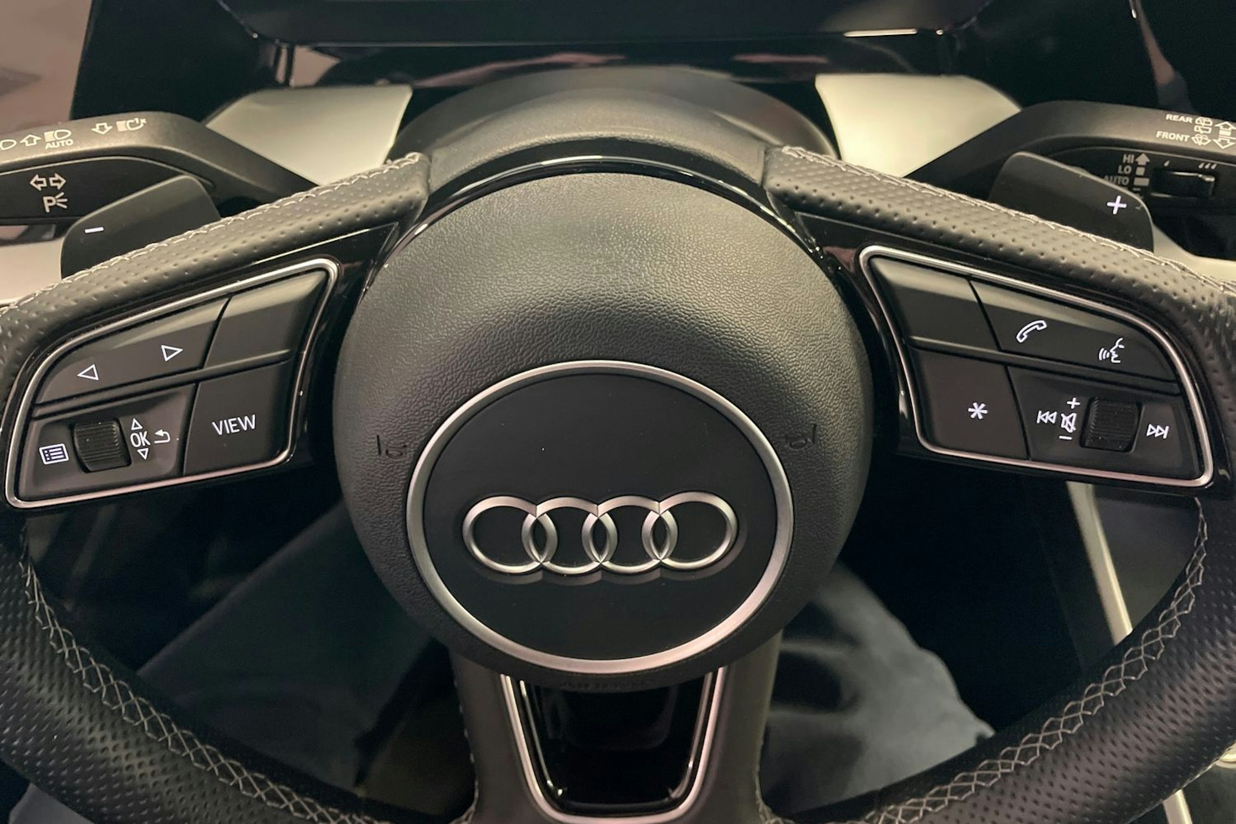 Valkoinen Audi A3 2022 kuva 21.