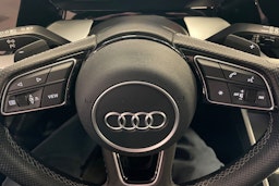 Valkoinen Audi A3 2022 kuva 21.