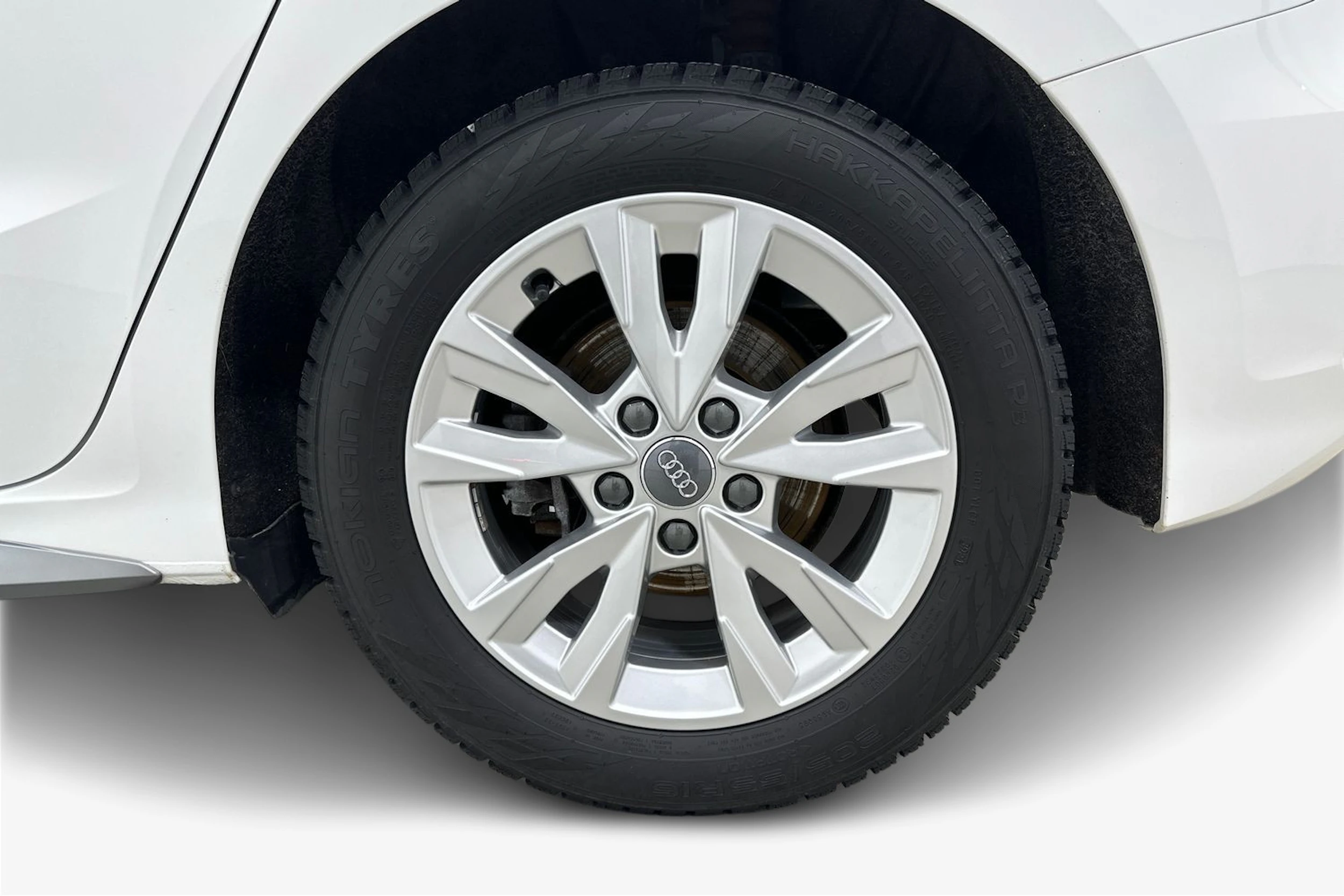 valkoinen Audi A3 2022 kuva 9.