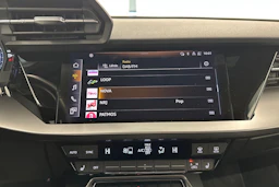 valkoinen Audi A3 2022 kuva 24.