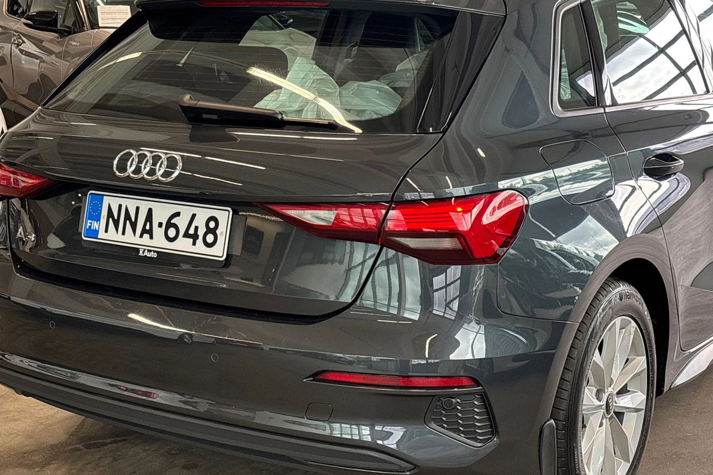 Harmaa Audi A3 2022 kuva 14.