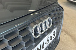 Harmaa Audi A3 2022 kuva 37.