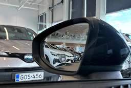 Harmaa Audi A3 2022 kuva 38.