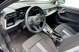 musta Audi A3 2022 kuva 3.